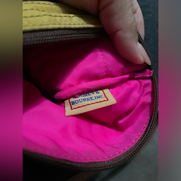 Dooney & Bourke Yellow Duck Crossbody Purse Bag w/Pink Interior - Picture 7 of 8